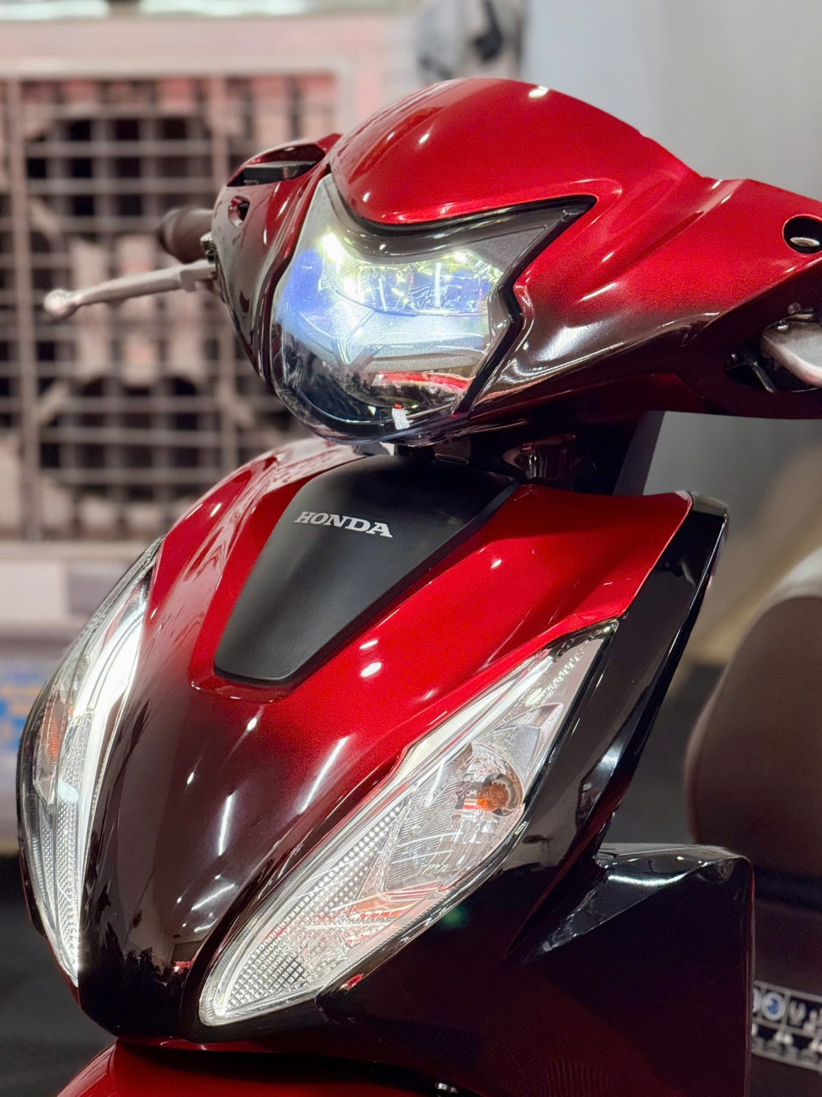 Honda Vision 2000km 2025 50AA-07121