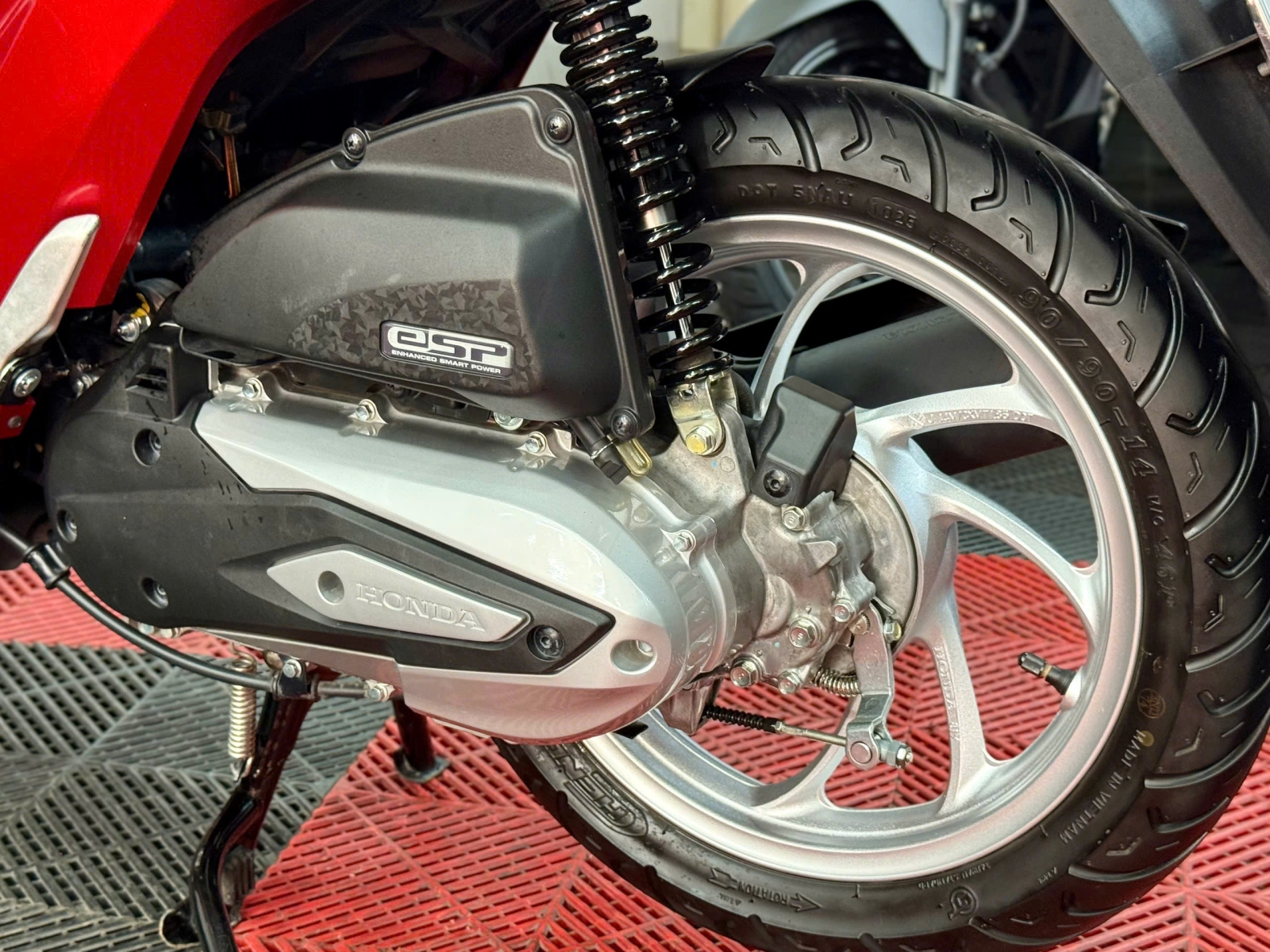 Honda Vision 2000km 2025 50AA-07121