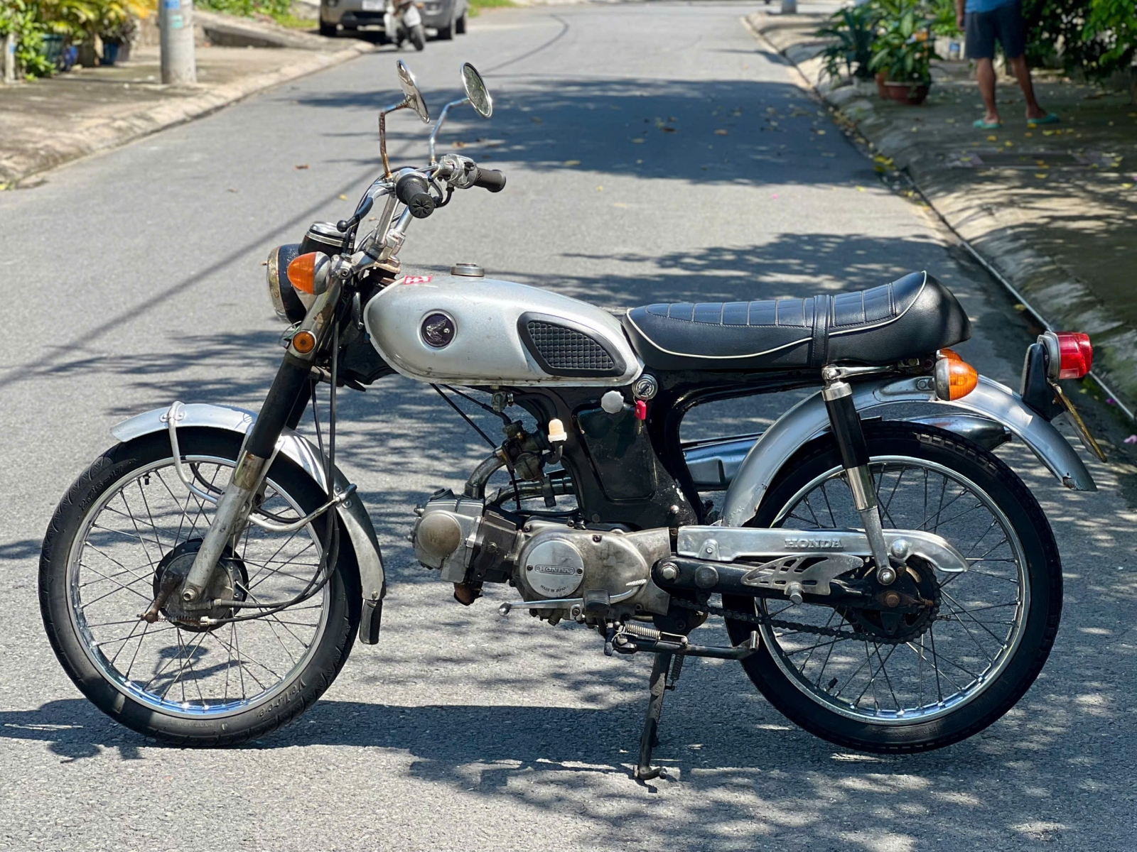 Honda 67 Biển: 83FB-6083