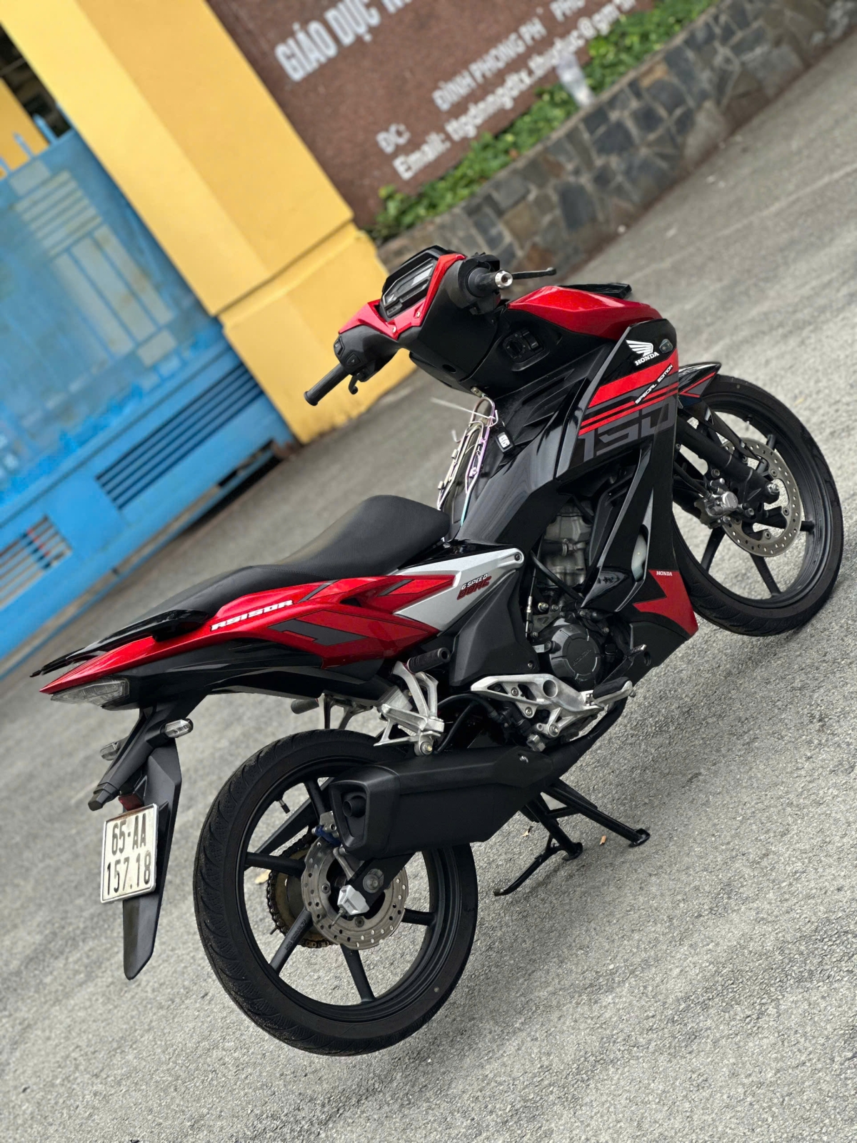 HONDA WINNER X 65AA-157.18