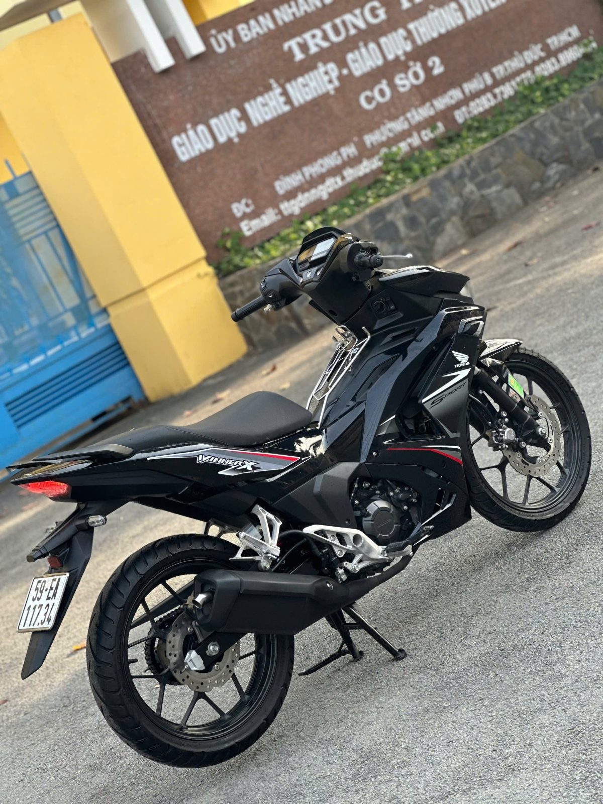 HONDA WINNER V3 59EA-117.34