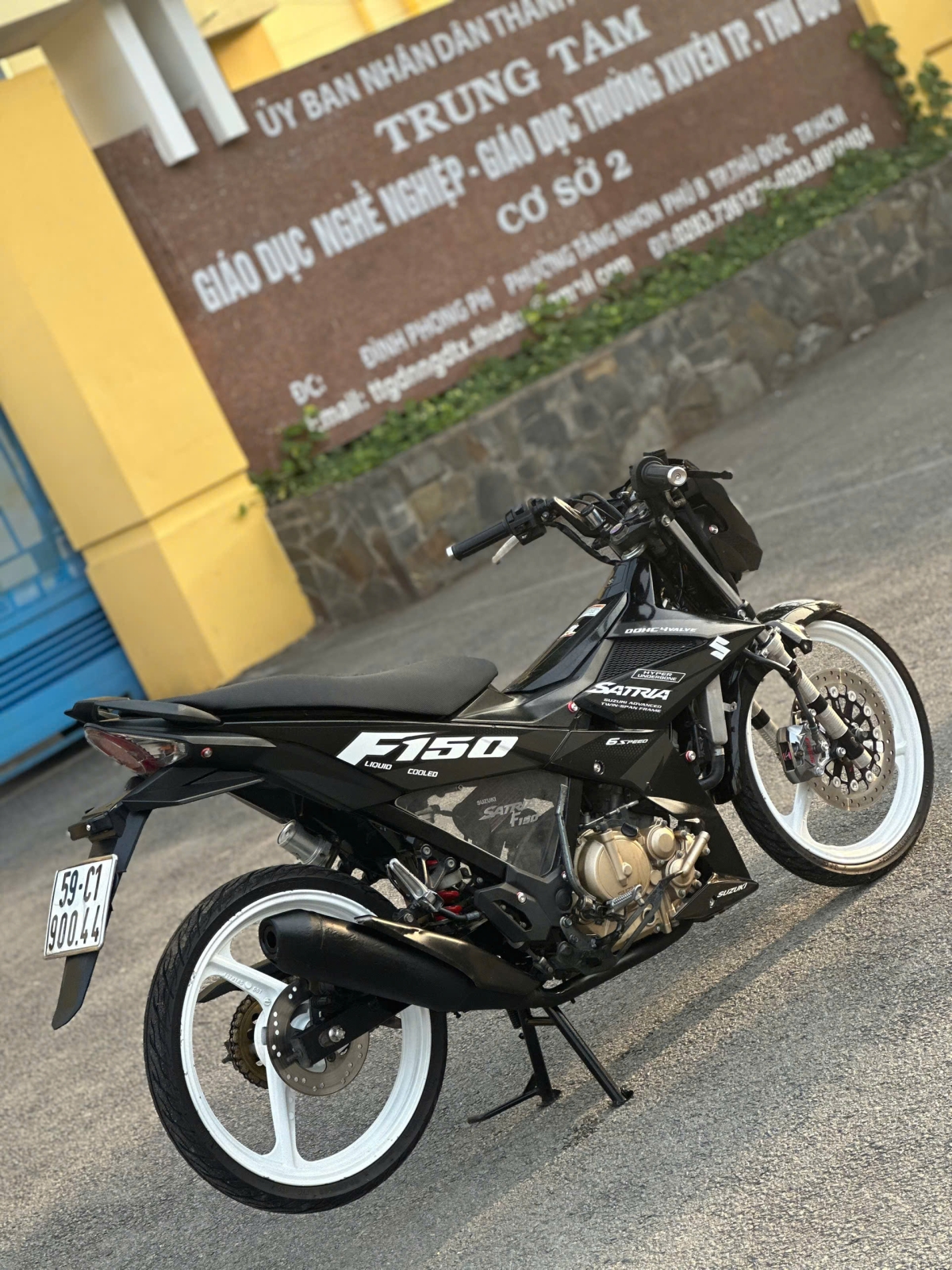 SUZUKI RAIDER BS 59C1-900.44