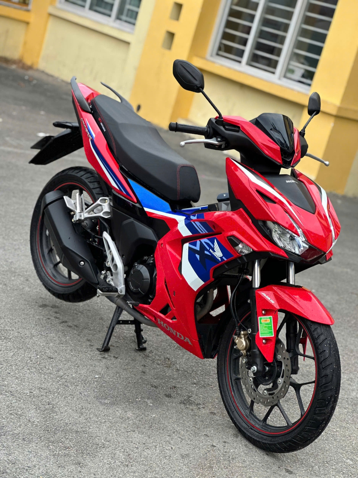 HONDA WINNER V3 ABS 89B2-149.32