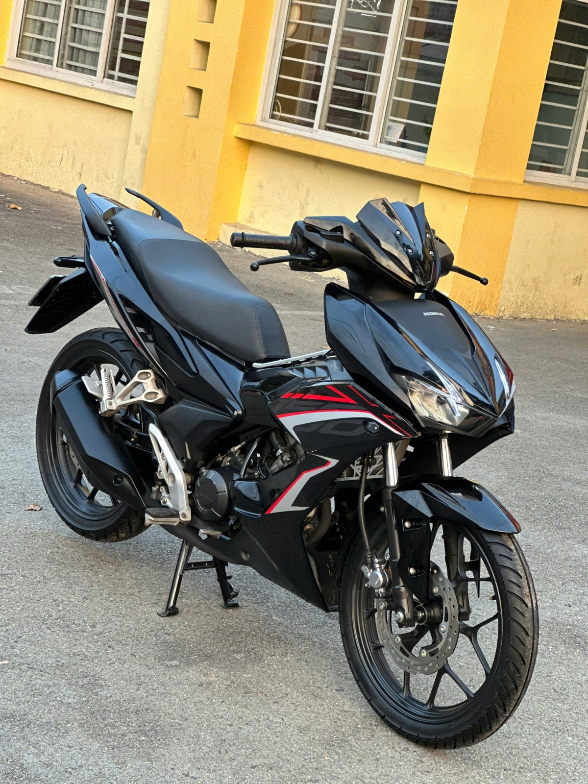 HONDA WINNER V2 ABS 68M1-436.17