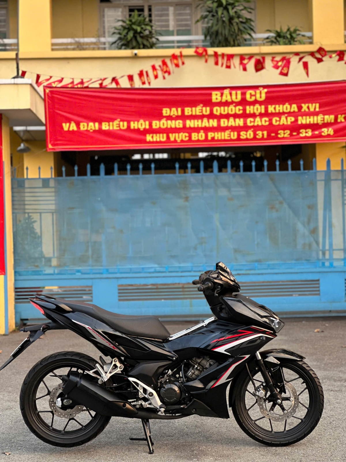 HONDA WINNER V2 ABS 68M1-436.17