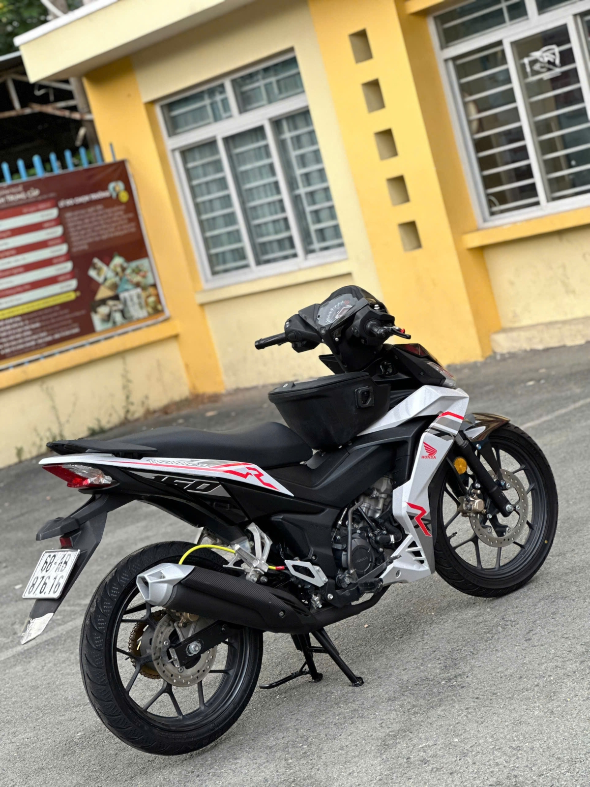 HONDA WINNER V1 68AB-876.16