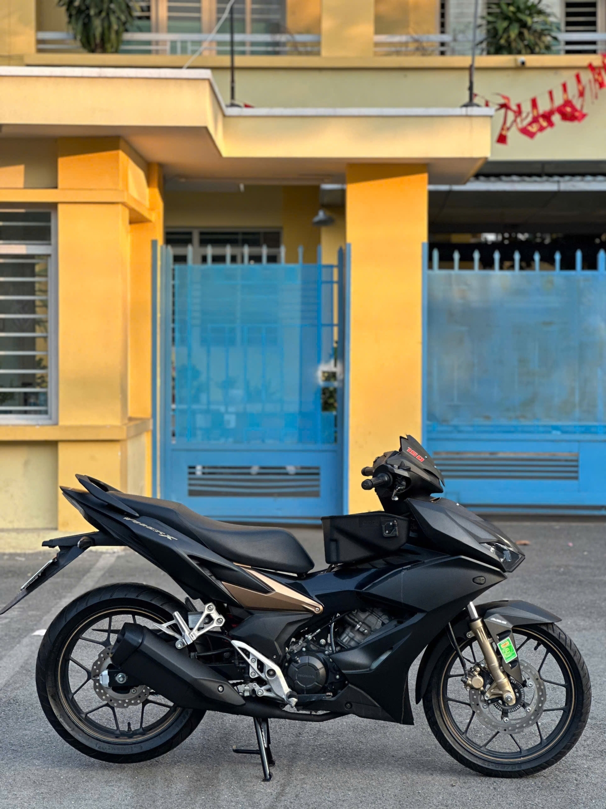 HONDA WINNER X V2 61C2-058.44