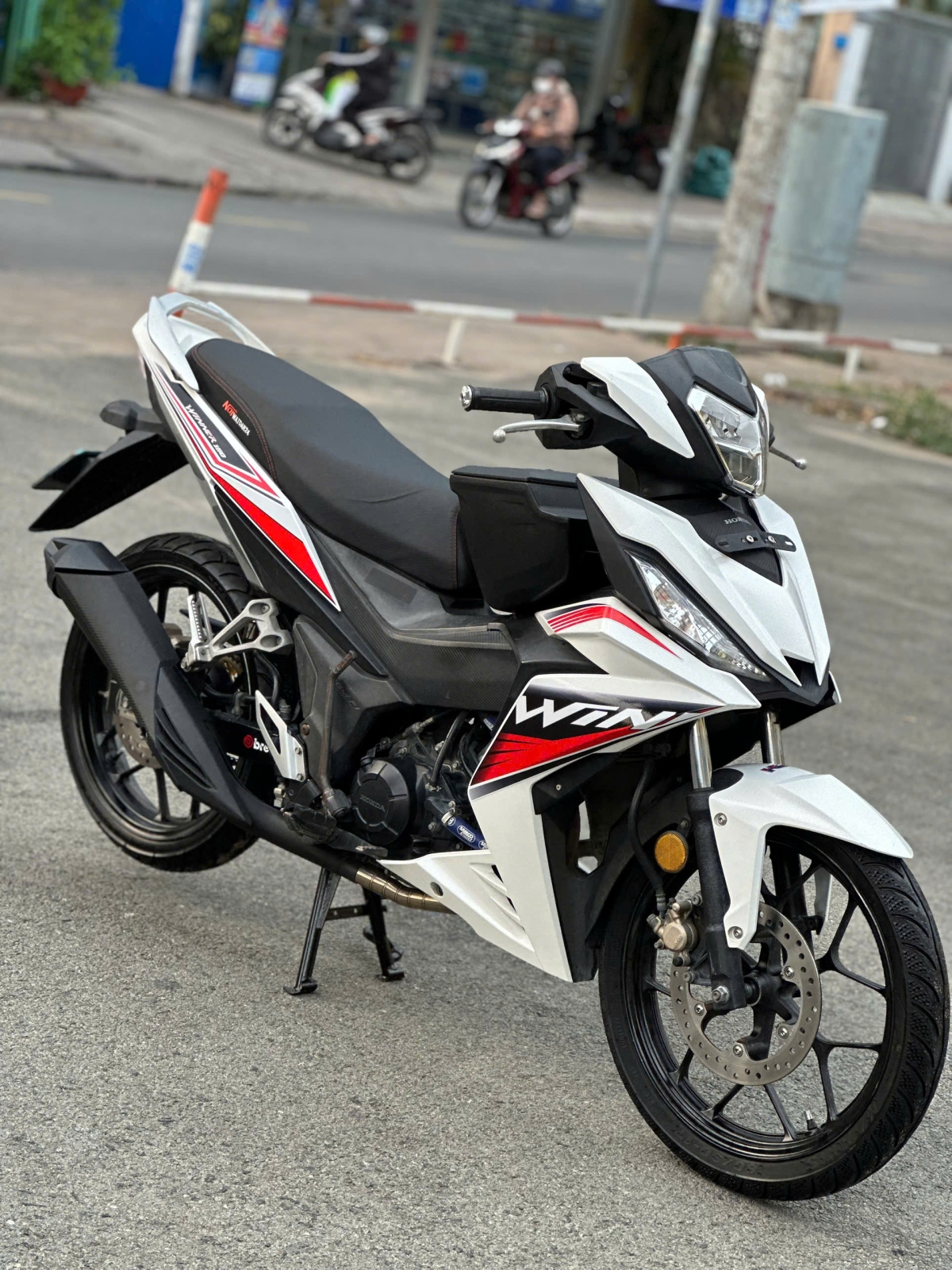 HONDA WINNER V1 BS 59D2-424.75