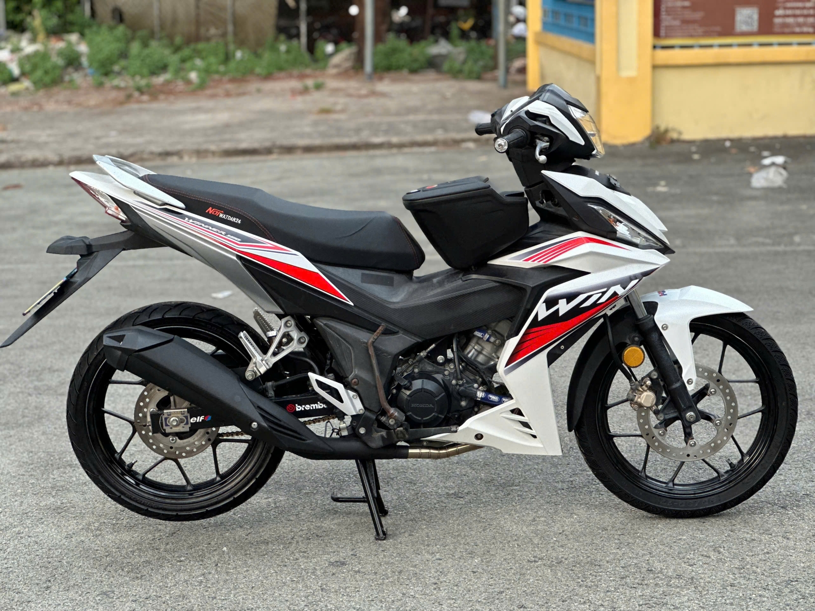 HONDA WINNER V1 BS 59D2-424.75