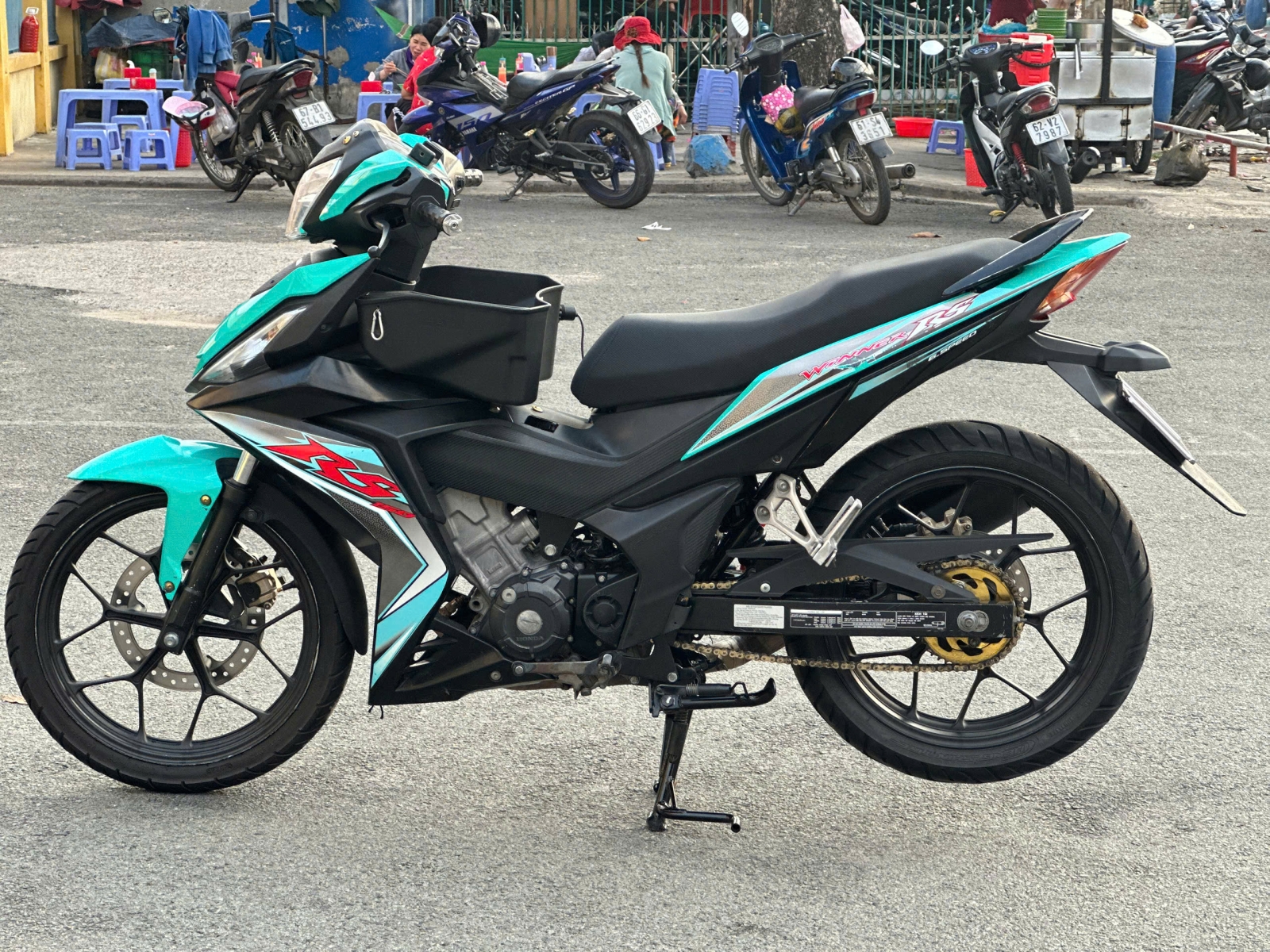 HONDA WINNER V1 86B8-484.57