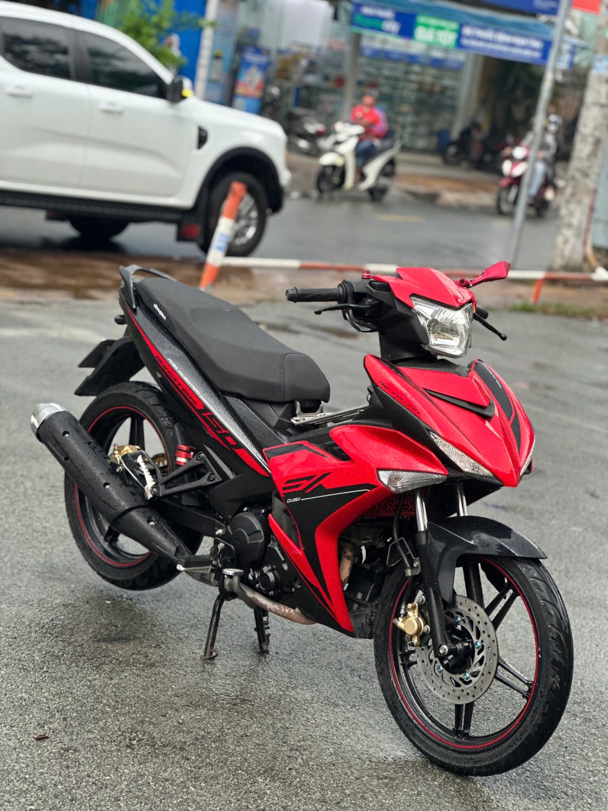 YAMAHA EXCITER 150 BS 83P2-927.91 XE KHONG CHINH CHU