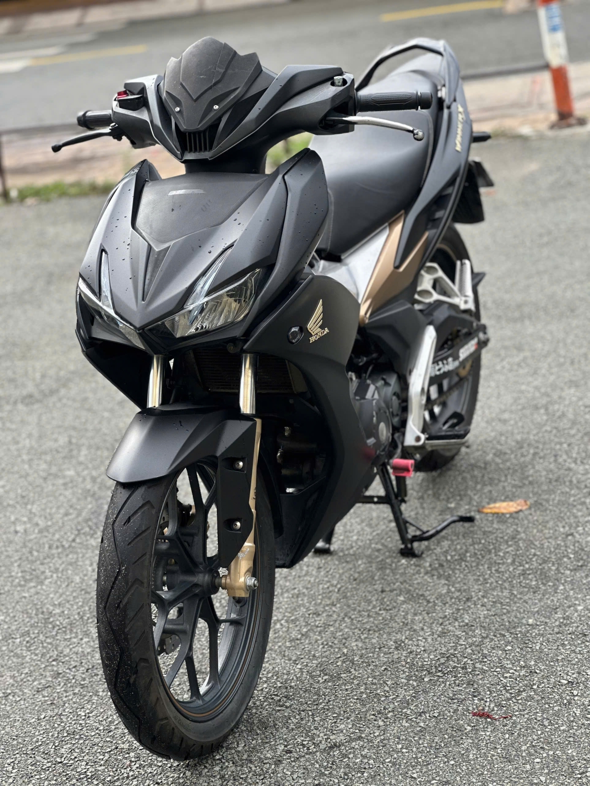 HONDA WINNER V2 ABS BS 66C1-518.26 xe khong chinh chu